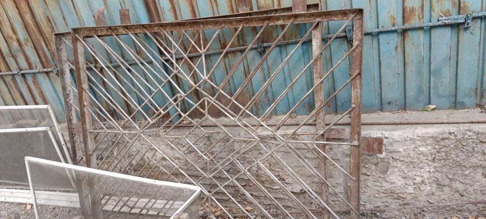 Решетки для окон металлические