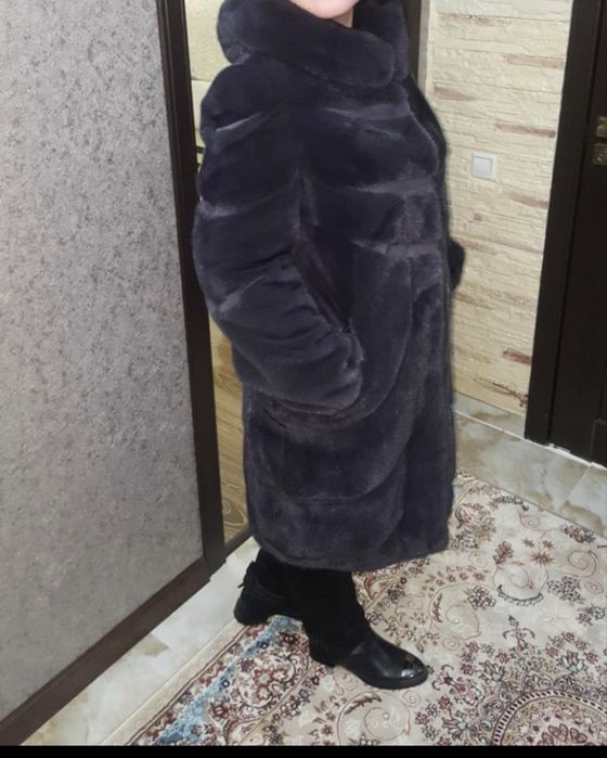 Продаю шубу норковую Американскую в отличном состоянии