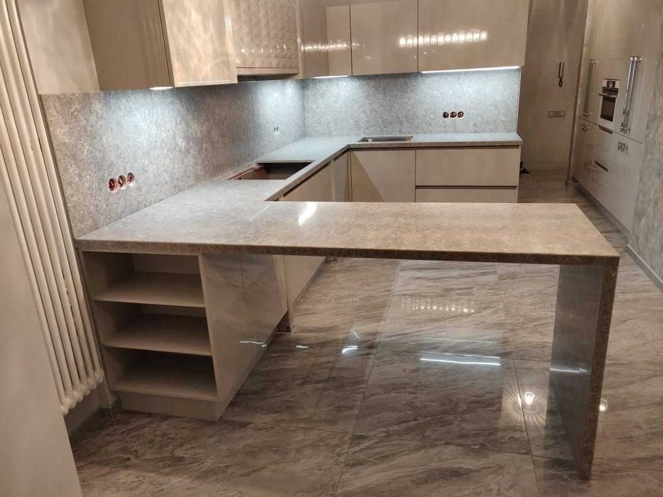 Столешница из кварца, акрила, искусственного камня, умывальники