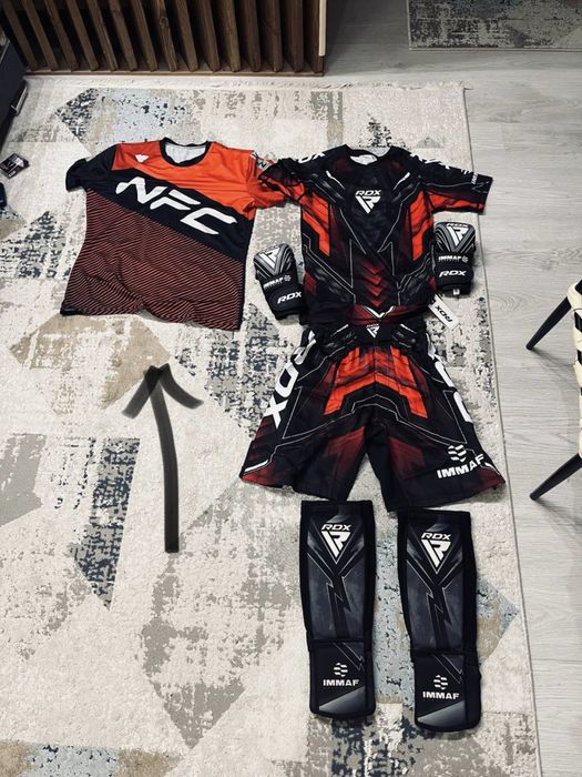 Naiza Рашгард Оригинал