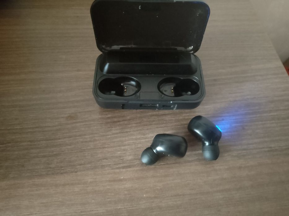 Беспроводные наушники