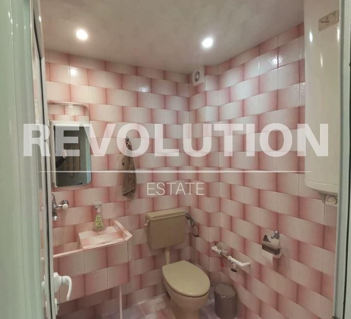 Дава се под наем Двустаен апартамент в Варна, Център - 42 кв.м за 350 € - Снимка #7