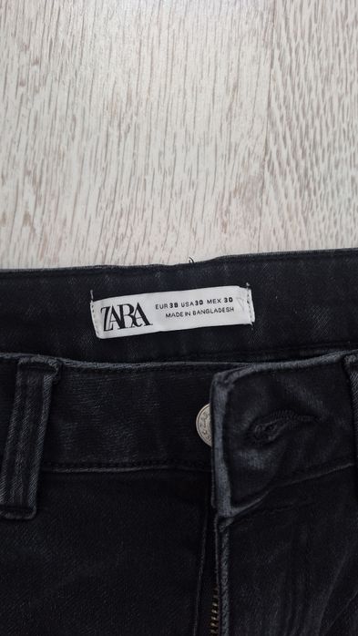 Дънки и панталони Zara