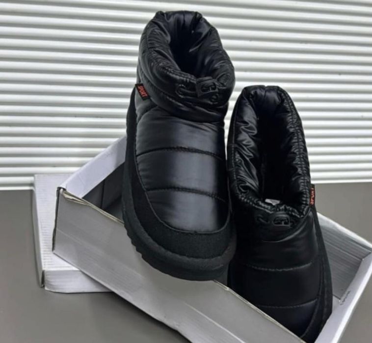 Продаются сапоги женские