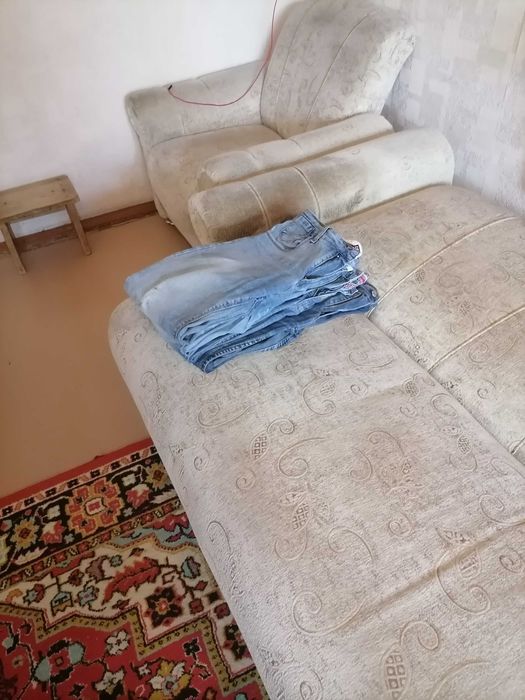 Продам джинсы мужские
