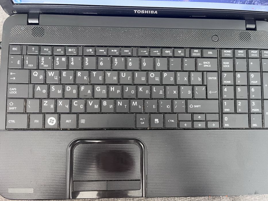 Продам ноутбук Toshiba