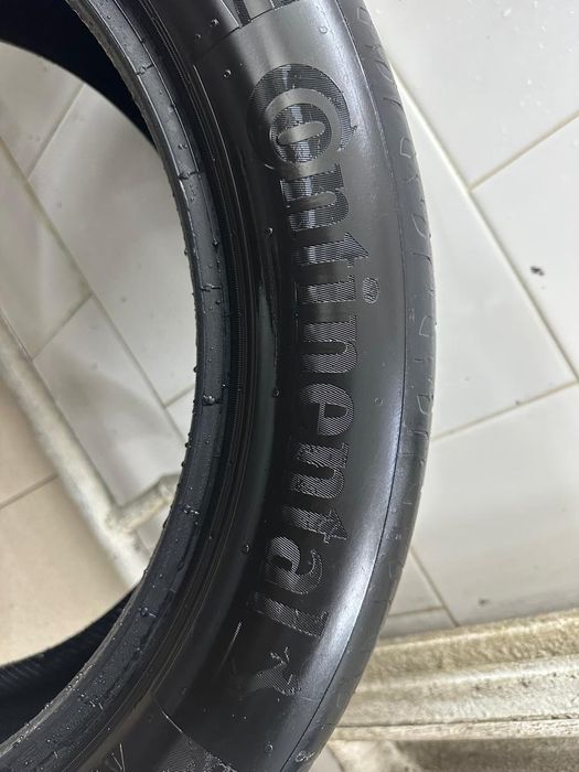 Шины летние Continental 235/50/19