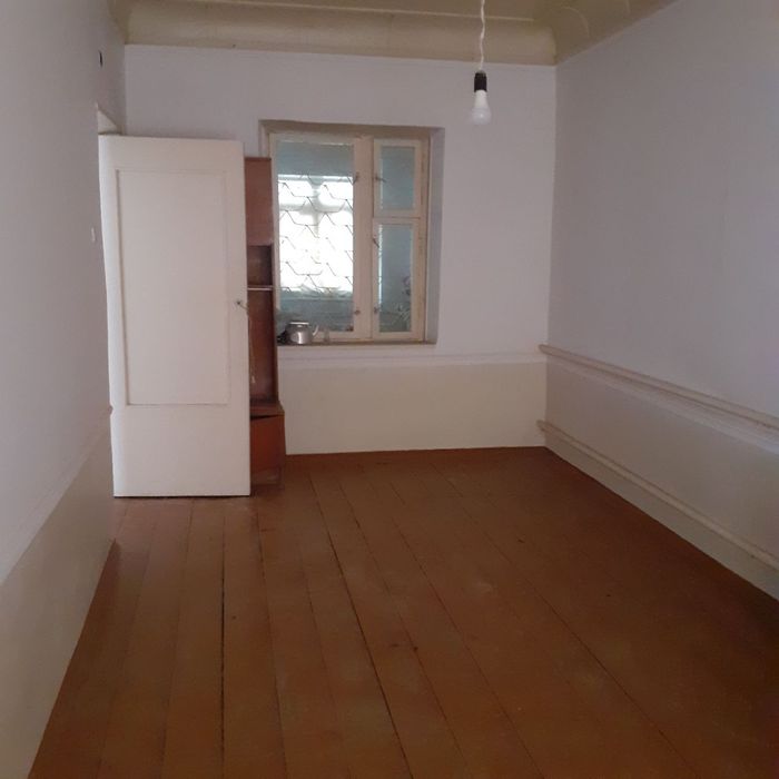 Keng katta barcha qulayliklarga ega honadon sotiladi