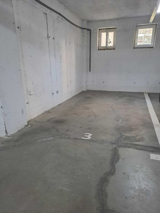 Apartament cu 3 Camere, Decomandat, Parcare Subterana, Boxa, langa Coresi Mall, Direct de la Proprietar