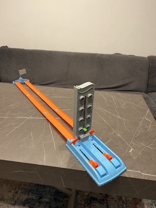 Hot wheels  piste si masini