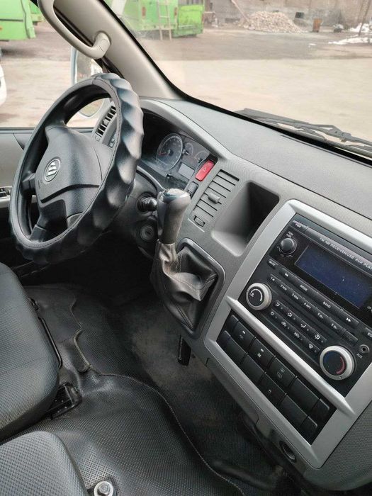 Микроавтобус Foton, Zhongtong