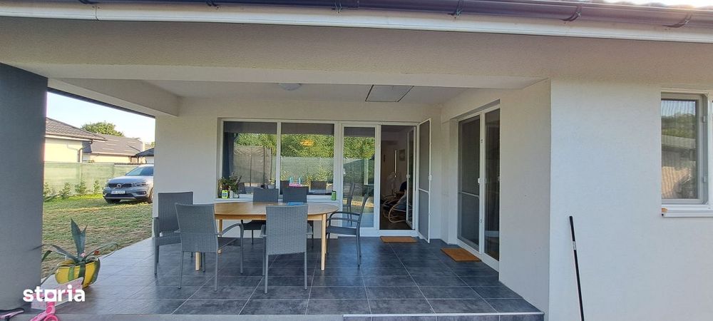 Casa, 3 camere, 2 bai, 575mp teren, centrul Tautii-Magheraus