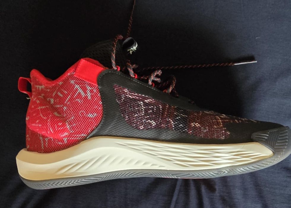 Маратонки Адидас