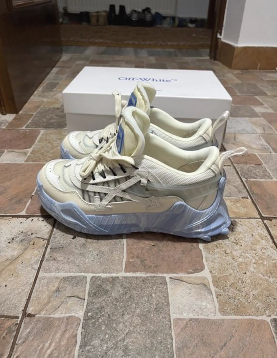 Adidasi Off White Odsy 1000