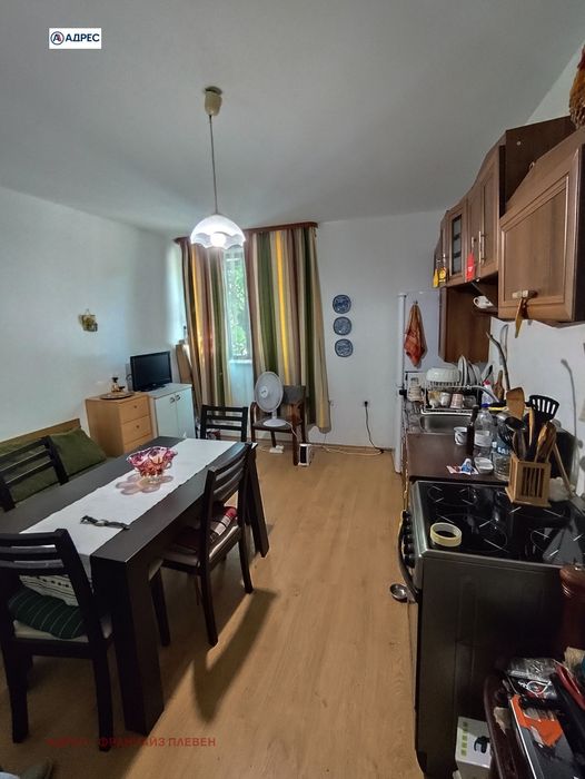 Продава се Къща в с. Ласкар, Област Плевен - 82 кв.м за 976 €/кв.м - Снимка #6