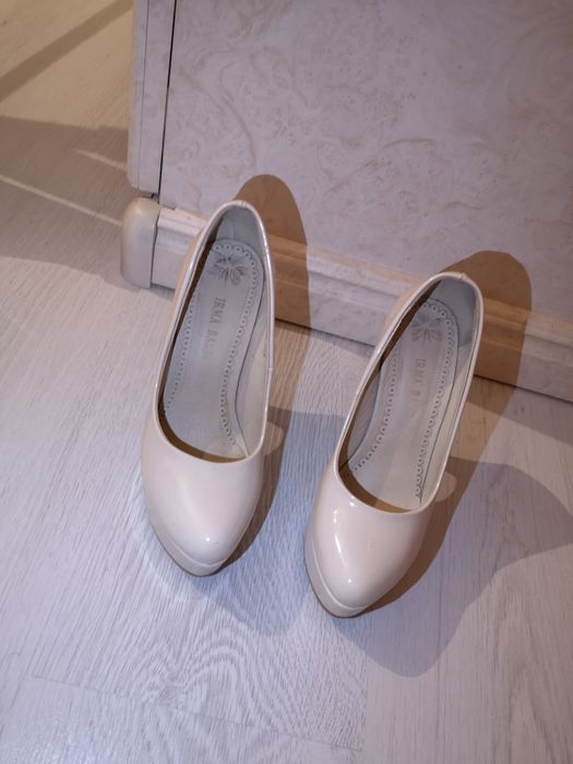 Туфли  босоножки по