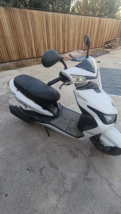 Продам мопед б/у