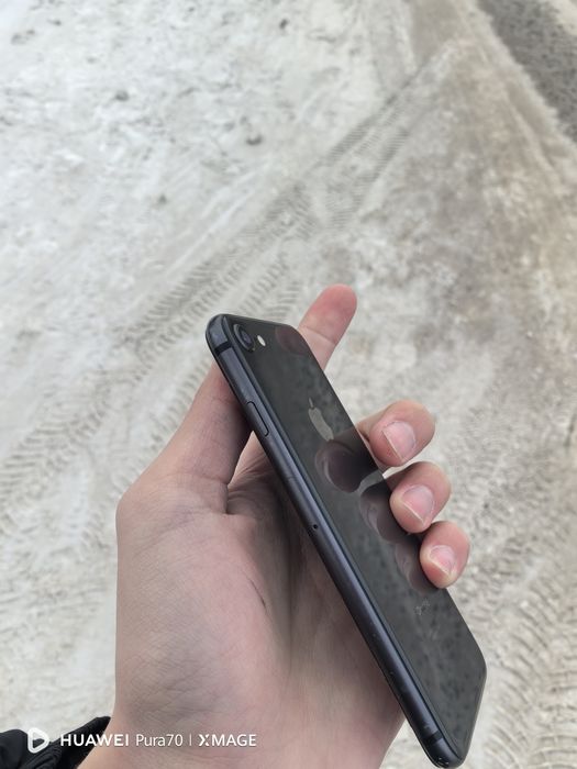Продам Айфон 8 64гб