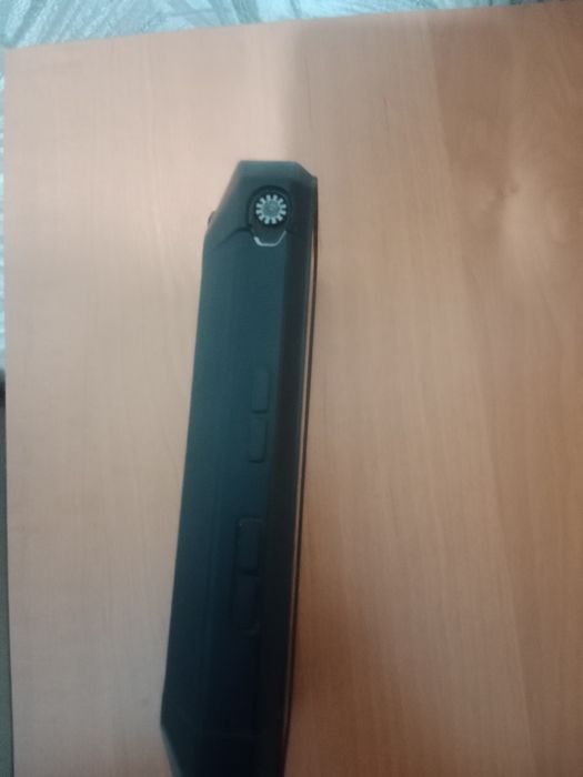 Сотовый телефон Танк 2 про