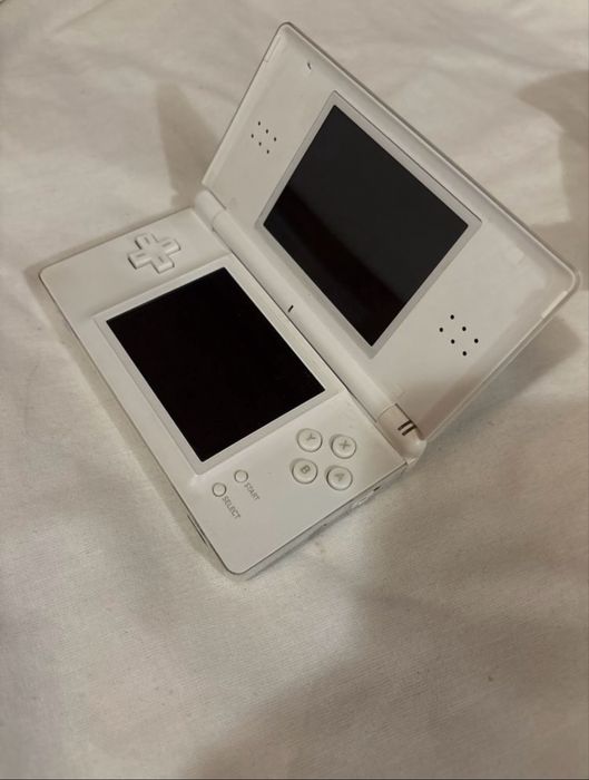 Nintendo 2ds + nintendo ds