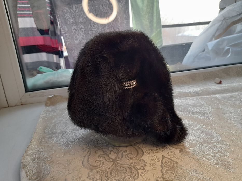 Продам норковую шапку