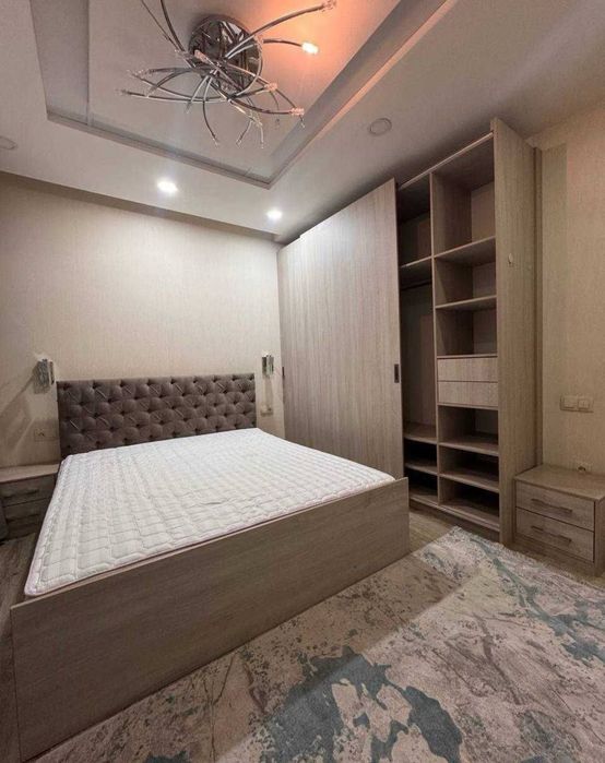 4-комнатная укомплектованная на Новомосковской