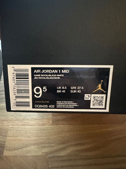 Мъжки снейкъри Nike Air Jordan 1 MID