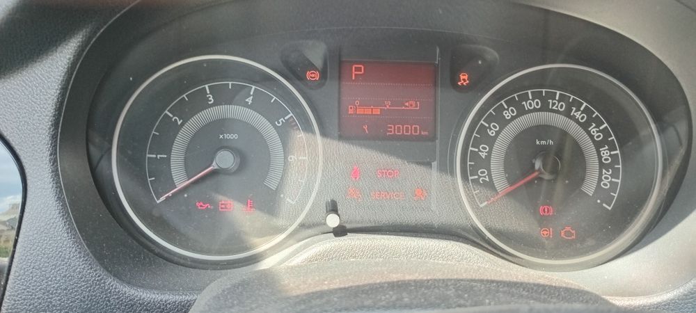 Продам автомобиль Пежо 301