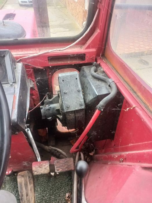 Vând Tractor Belarus 80cp