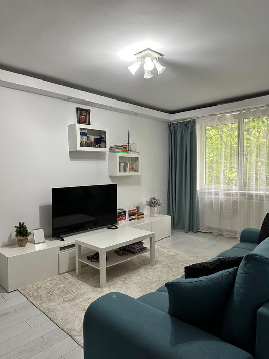 Apartament de închiriat