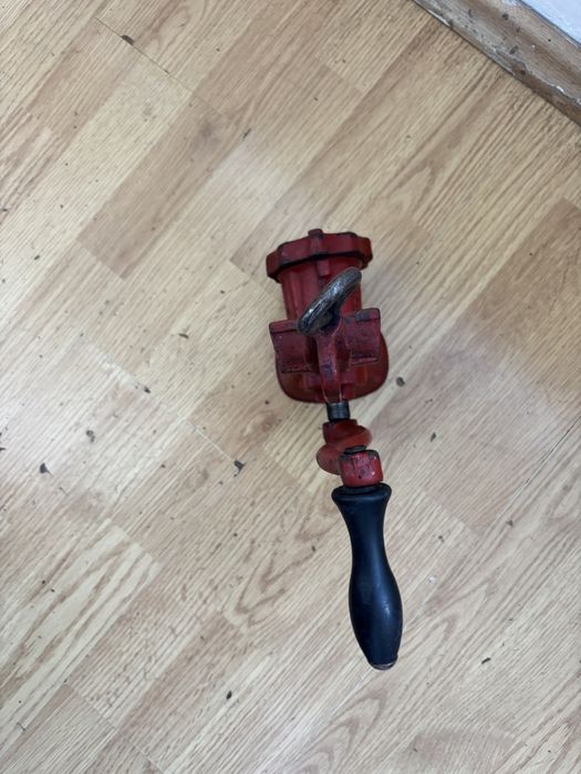 Masina de tocat Flacara din fonta