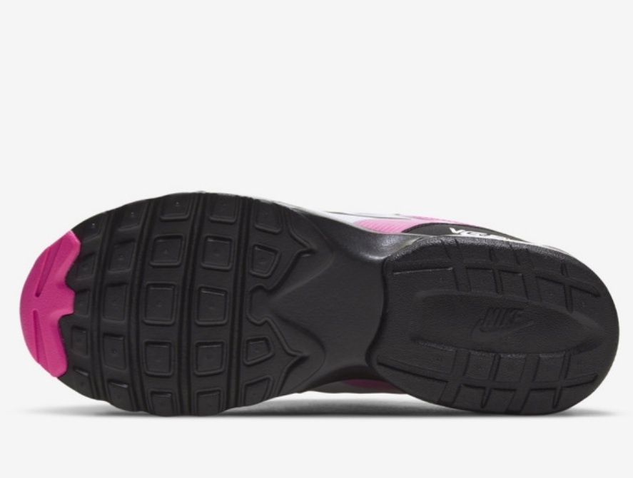 Adidasi Nike noi