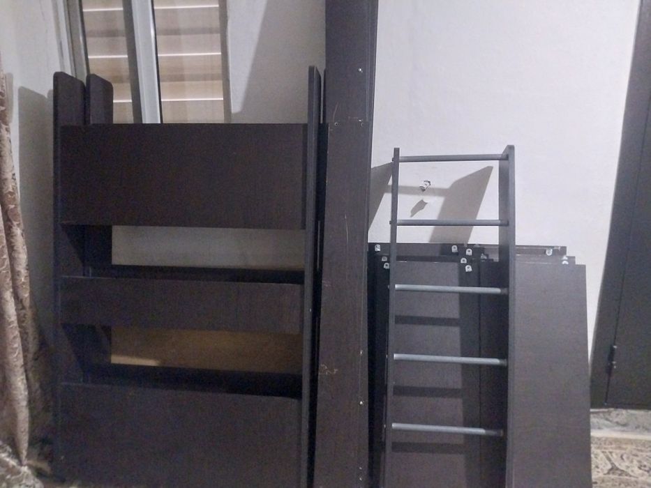 Двух спальная  кровать