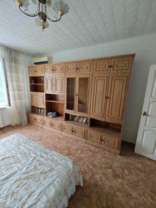 Бесплатно шкаф и стол компьютерный