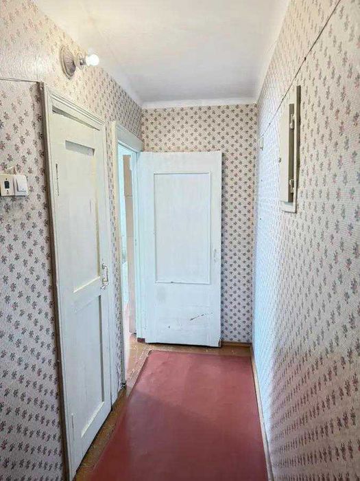Продается 1 ком. не угловая кв