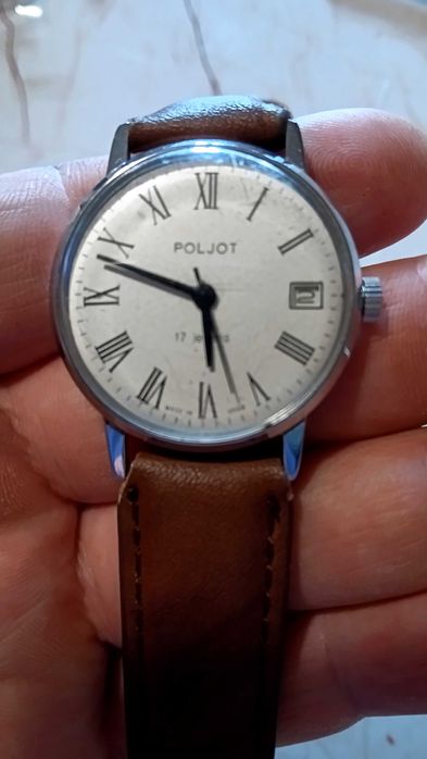 Ръчен часовник POLJOT
