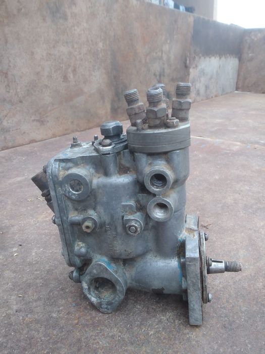 Топливный насос для т28-т40