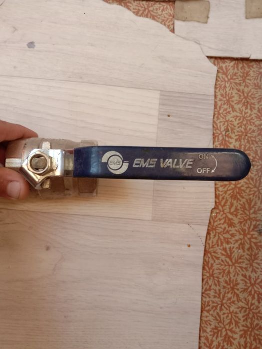 Продам кран и кронштейн для антенны