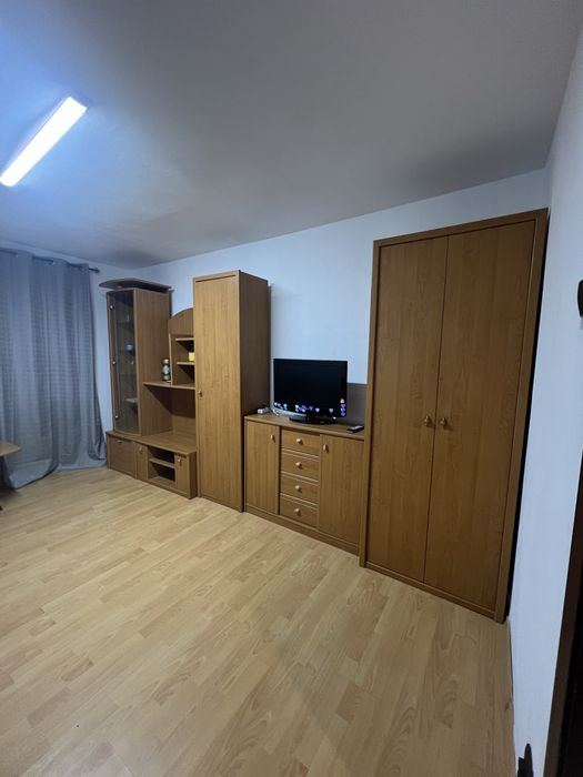 Inchiriez apartament  !!!