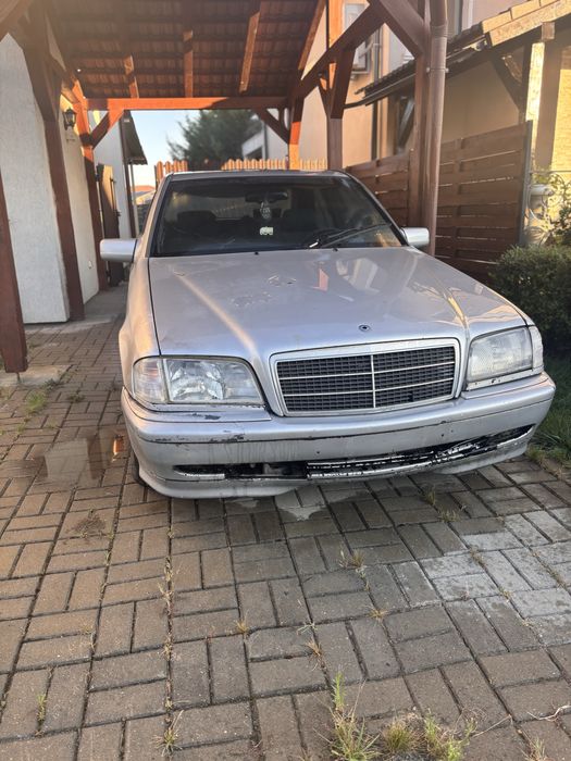 Oldtimer Mercedes Benz C180 de vanzare
