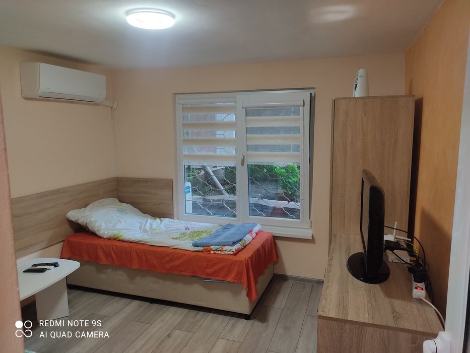 Студио за нощувки в гр. Бургас в жк. Възраждане