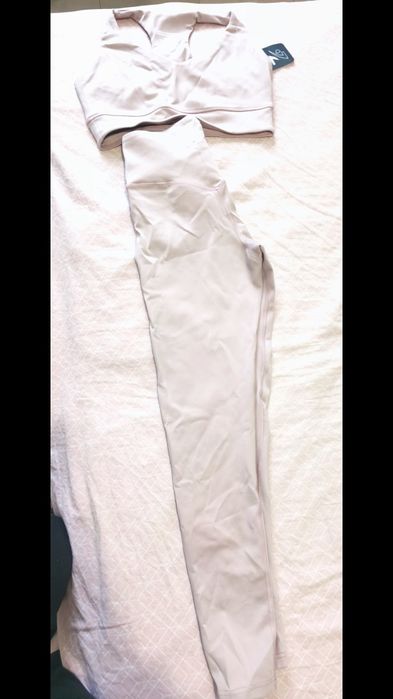 Спортени клинове и бюстиета