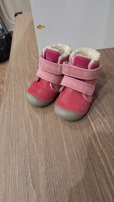 Детски боти за момиче. DD step. 22 номер. Използвани.