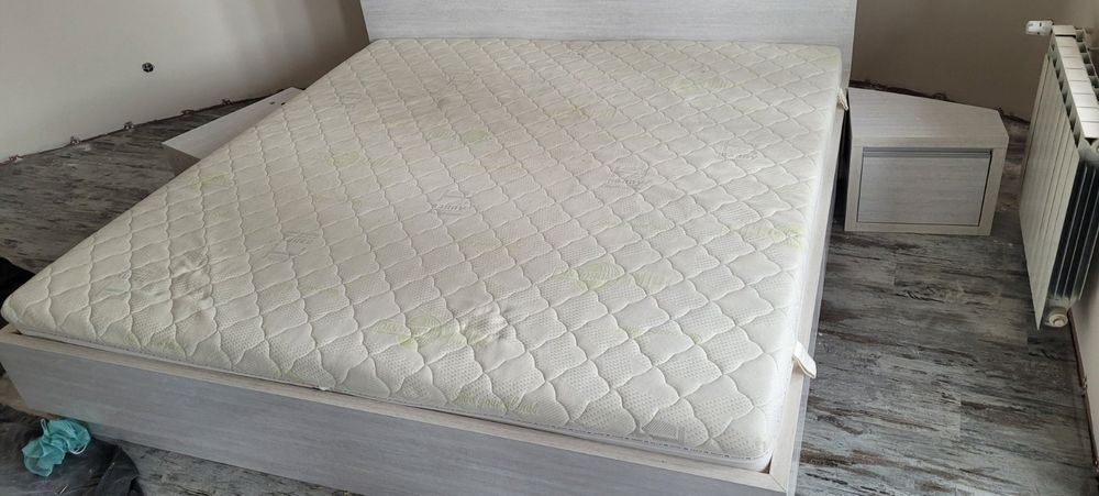 Двулицев матрак 2м/2м с мемори пяна