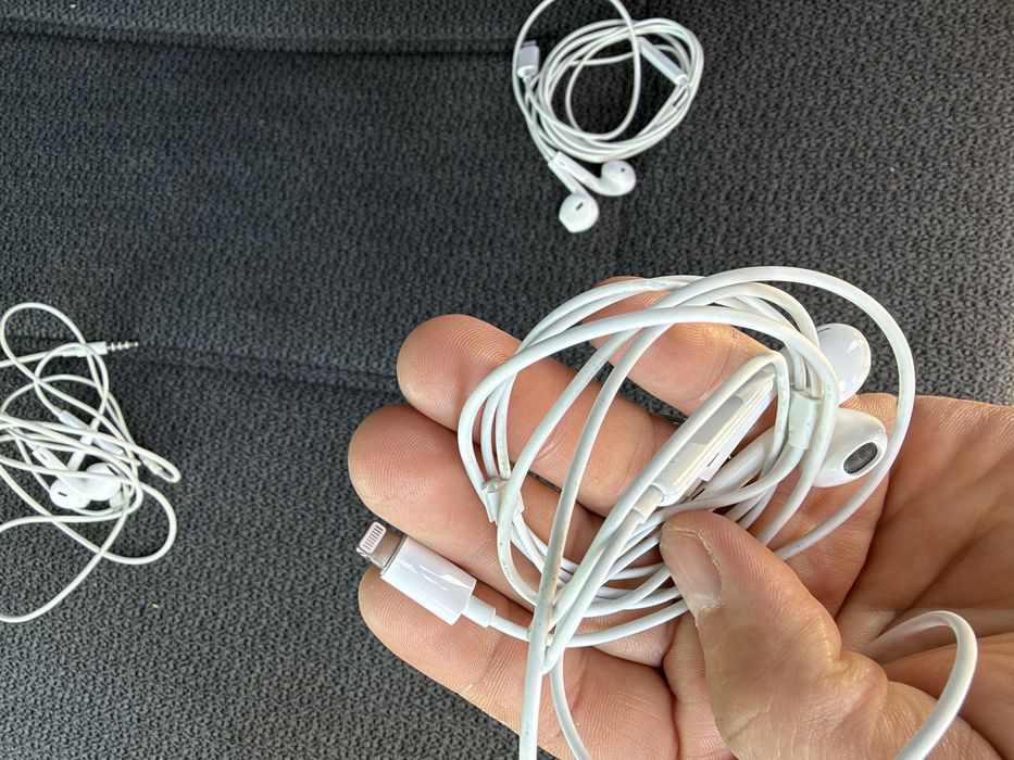 Наушник iPhone продам original