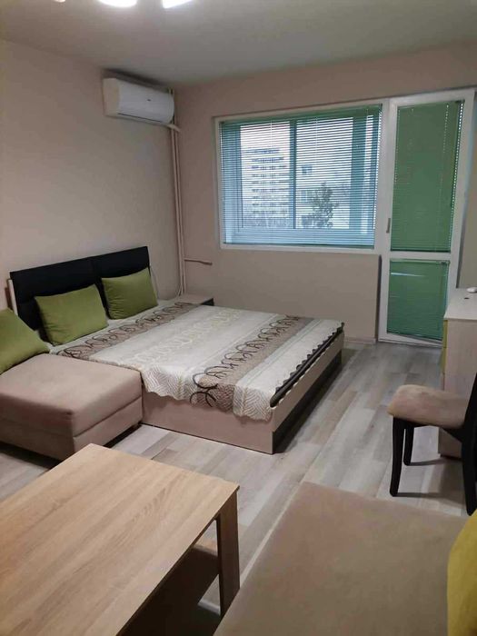 Двустаен ап. под наем в кв. Младост 4