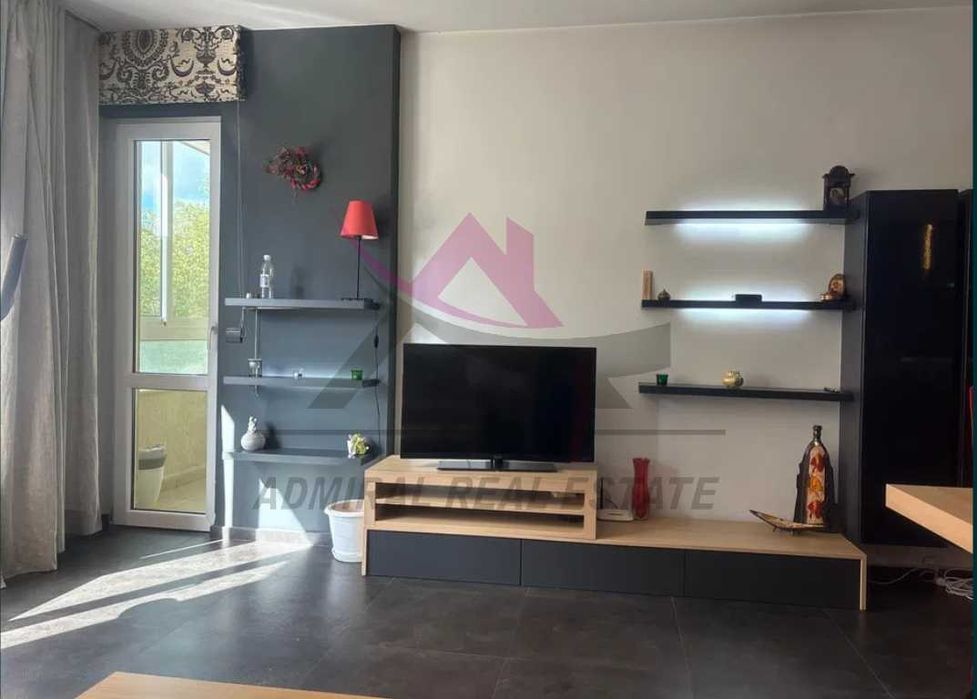 Дава се под наем Двустаен апартамент в Варна, Левски - 69 кв.м за 550 € - Снимка #1