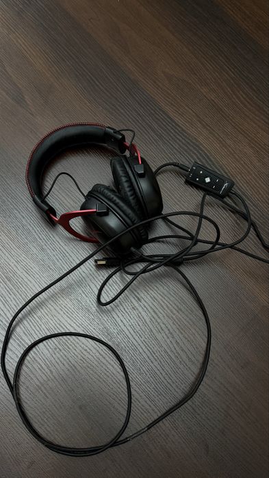 Наушники от HyperX Cloud II