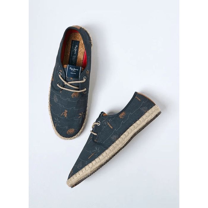 Обувки Pepe Jeans 44, нови