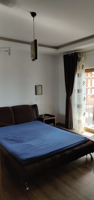 Apartament 3 camere 100 mp, mobilat, utilat, recent renovat.